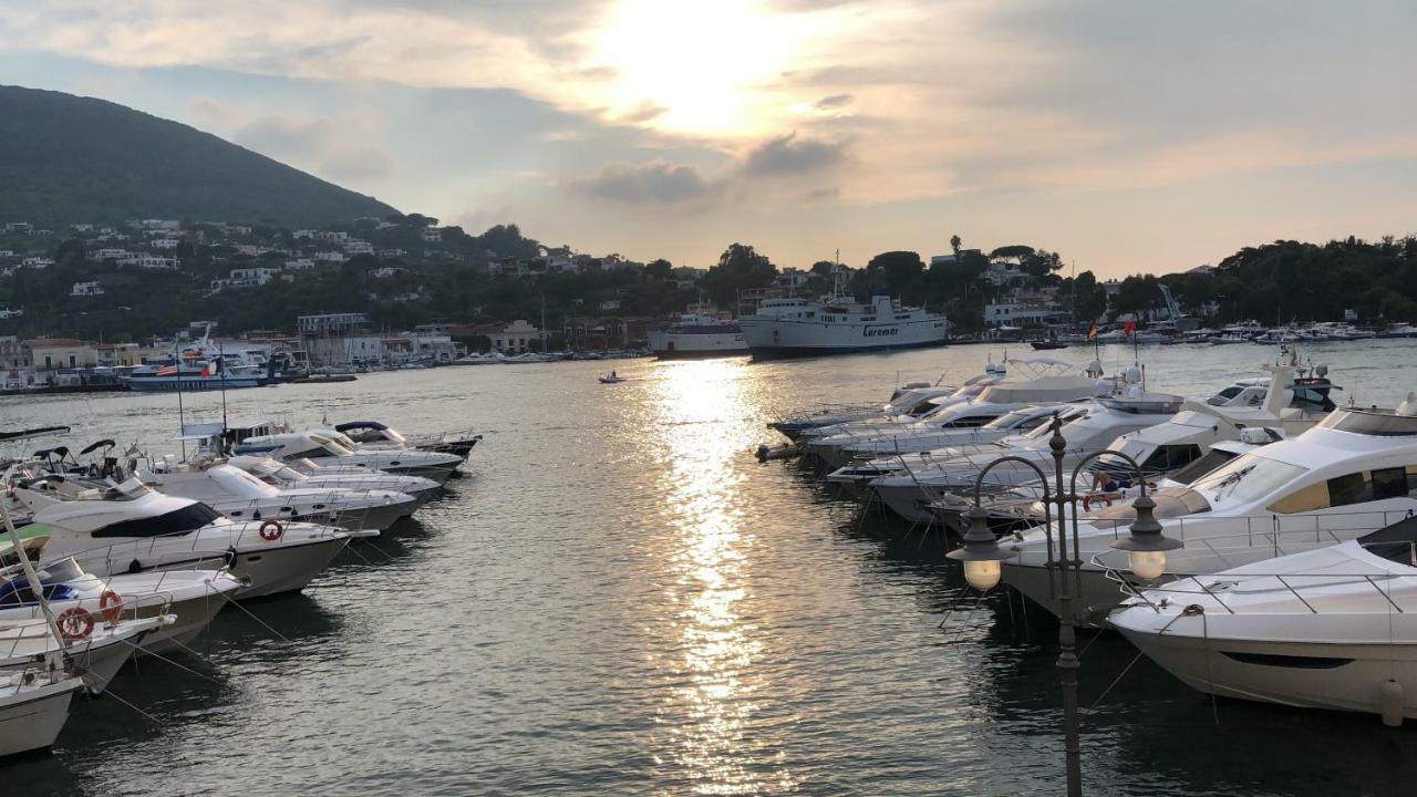 Casa Vacanze Riva Destra Ischia Exterior foto