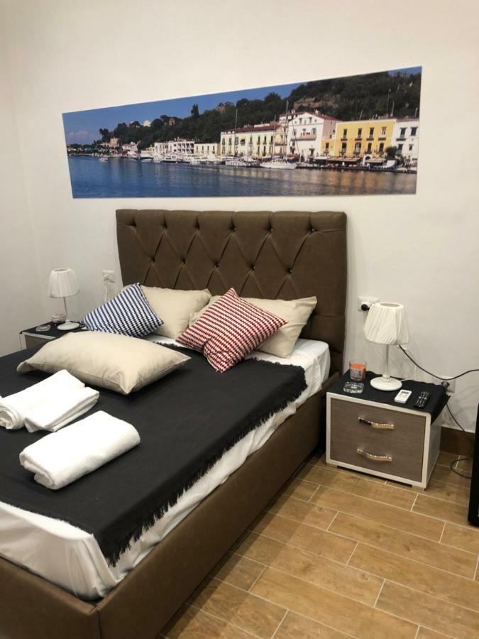 Casa Vacanze Riva Destra Ischia Exterior foto