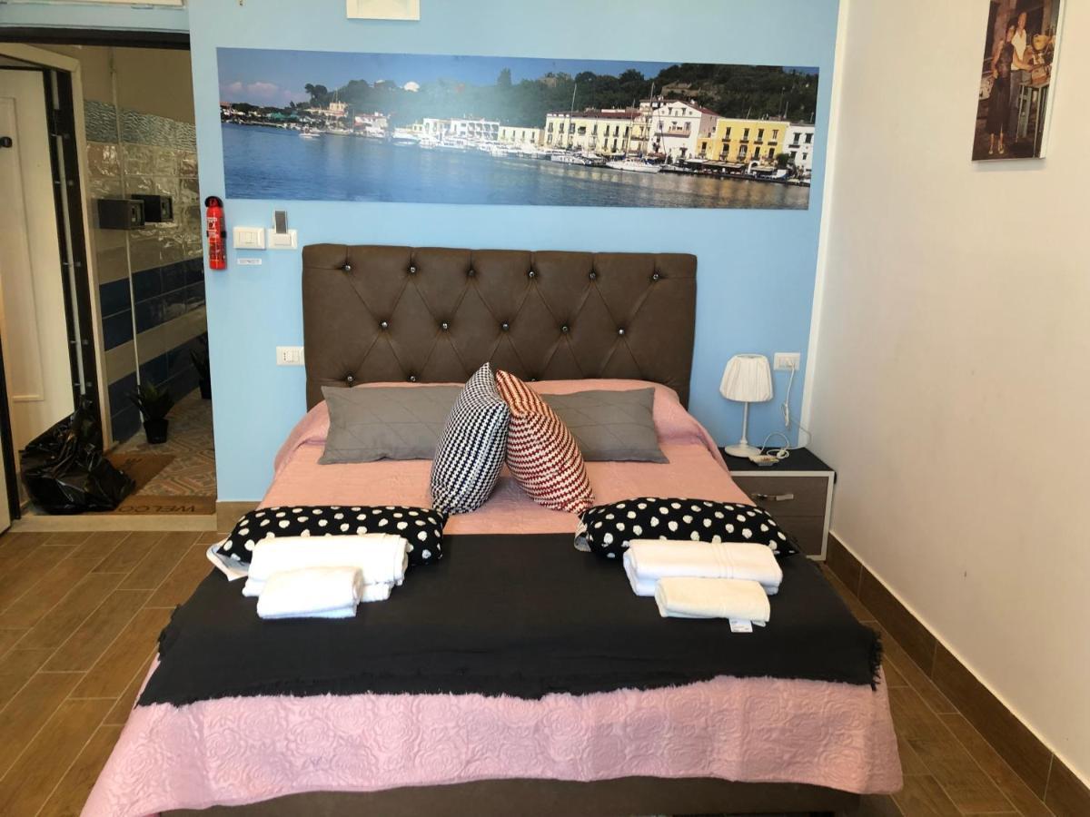 Casa Vacanze Riva Destra Ischia Exterior foto
